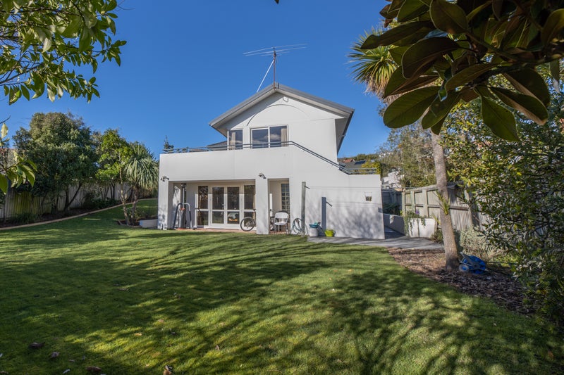 6 Somerton Rise, Westmorland, Christchurch - Carousel 32
