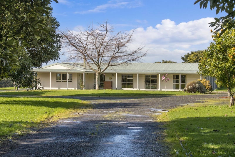 242 Woodland Road, Katikati - Carousel 2