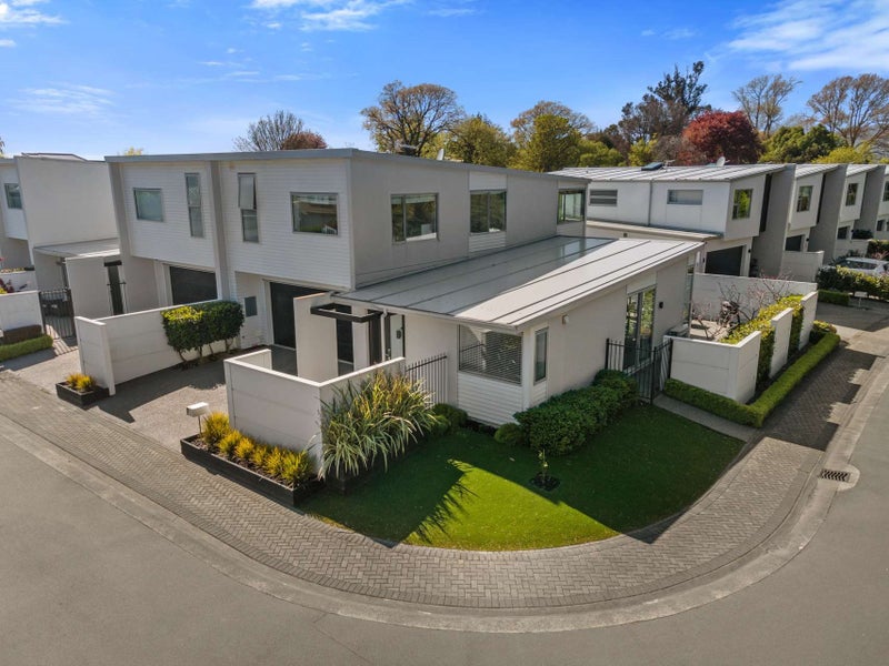 5 Seager Lane, Hillmorton, Christchurch - Carousel 1
