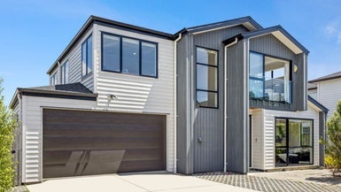 6 Irving Place, Hobsonville, Auckland - Carousel 1