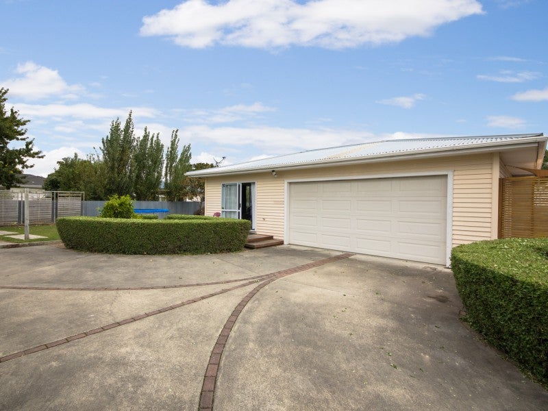 47 Miro Street, Takaro, Palmerston North - Carousel 2