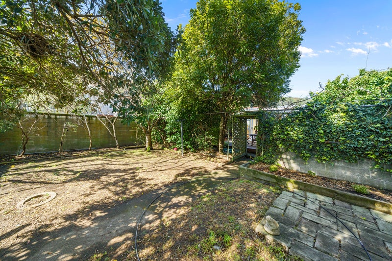 388 Muritai Road, Eastbourne, Lower Hutt - Carousel 19