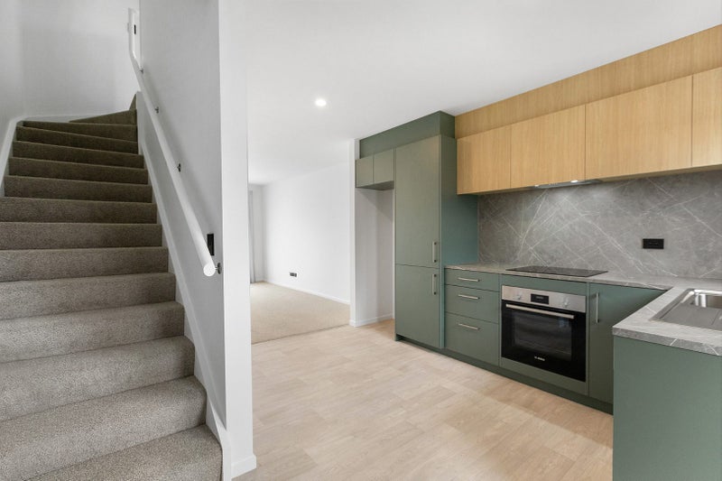 3/5 Vesty Avenue, Hillcrest, Hamilton - Carousel 1