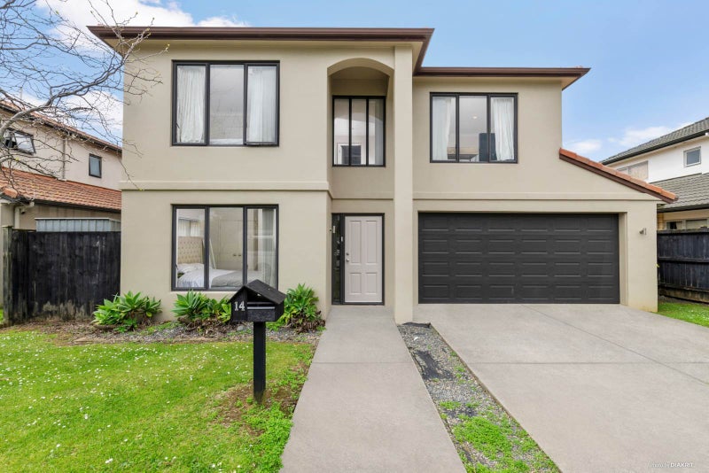 14 Shingleton Lane, Flat Bush, Auckland - Carousel 2