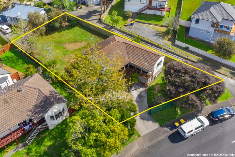 18 Holmes Drive, West Harbour, Auckland - Carousel 2