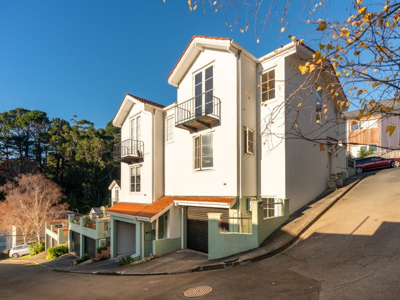 7 Kilmister Avenue, Thorndon, Wellington - Carousel 1