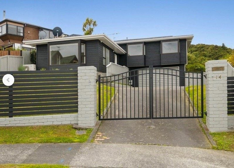 14 Westpoint Avenue, Harbour View, Lower Hutt - Carousel 1