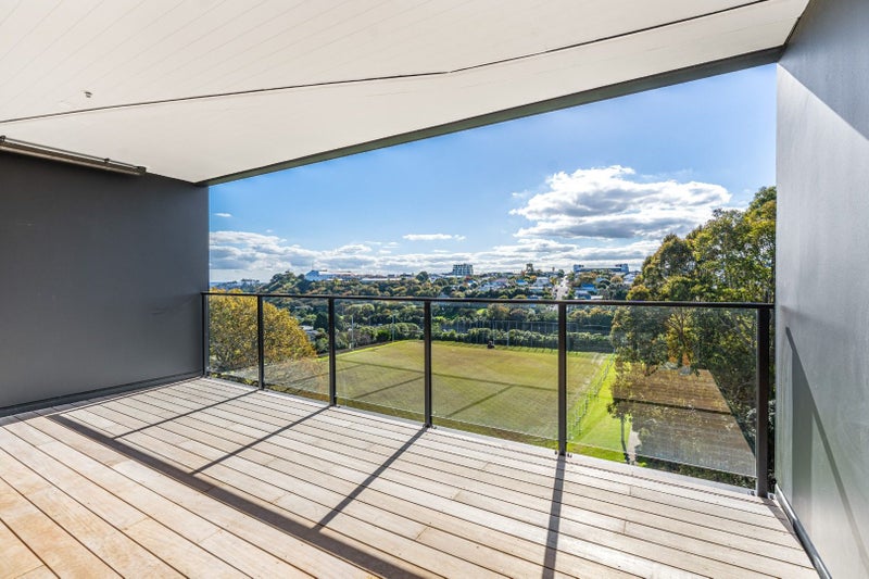 606/8 Kingsland Terrace, Kingsland, Auckland - Carousel 1
