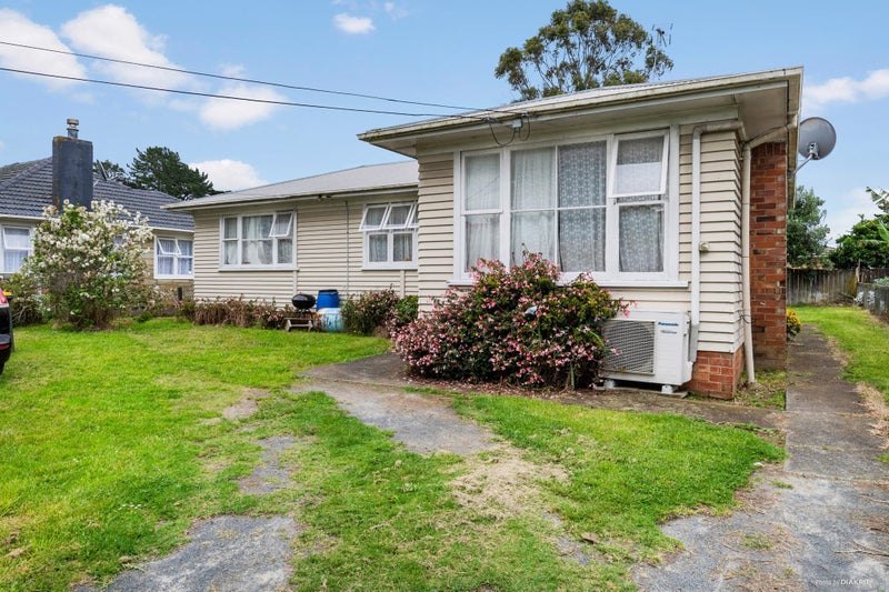 62 Gilbert Road, Otara, Auckland - Carousel 1