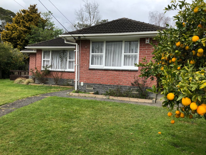 8 Eucalyptus Place, Chartwell, Hamilton - Carousel 1