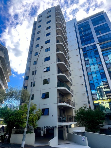 4A/6 Whitaker Place, Grafton, Auckland - Carousel 1