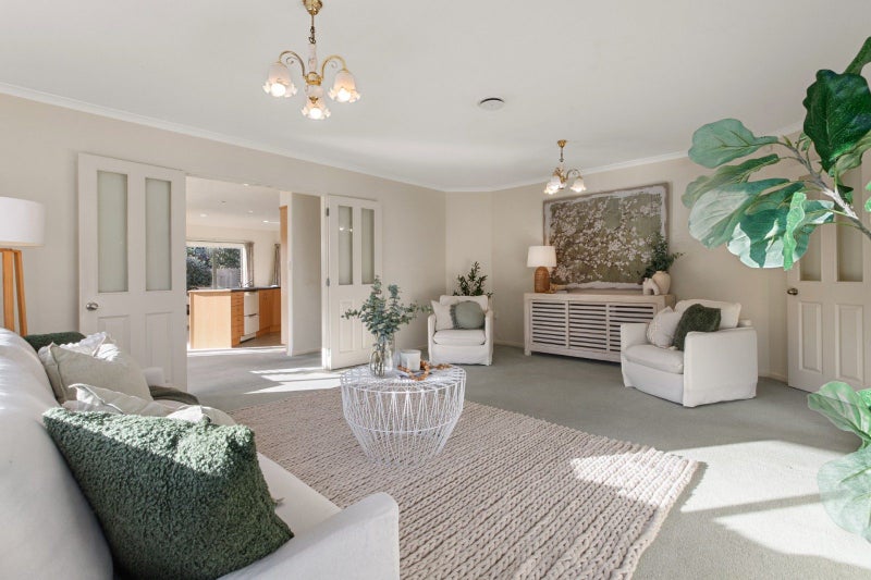 17 Kahira Crescent, Papamoa Beach, Papamoa - Carousel 2