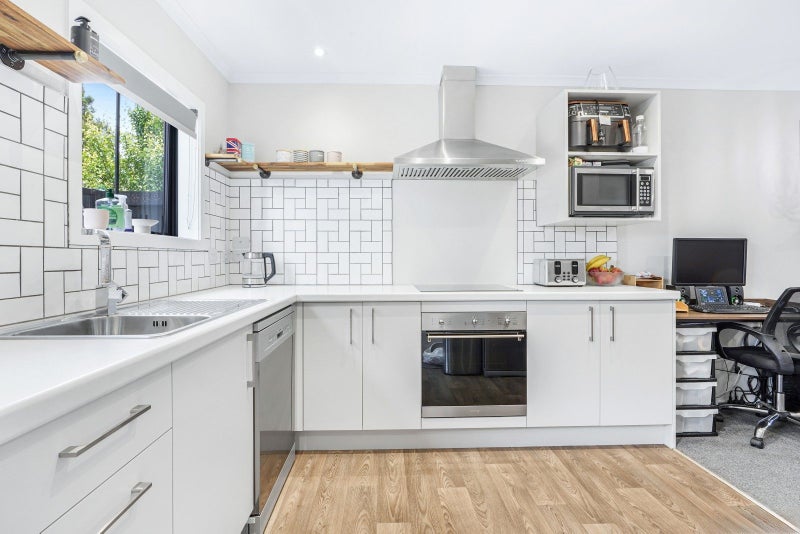 18 Pippa Lane, Chartwell, Hamilton - Carousel 1