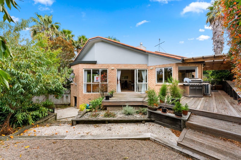 12 Stonedge Lane, Rosedale, Auckland - Carousel 2