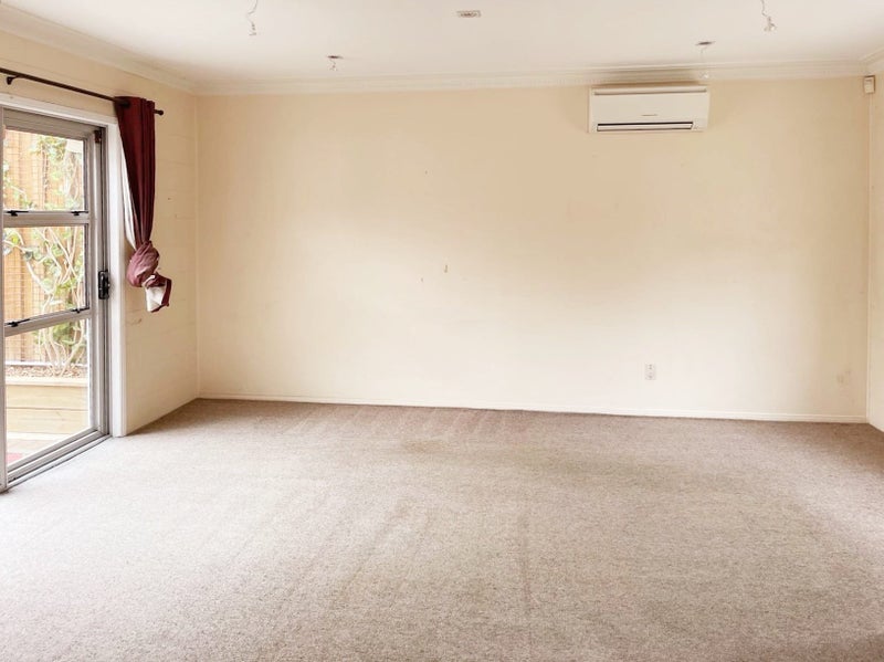 4/13 Campbell Road, One Tree Hill, Auckland - Carousel 2