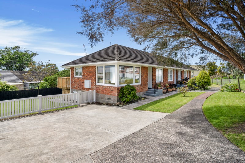 1/10 Liston Street, Northcote, Auckland - Carousel 2