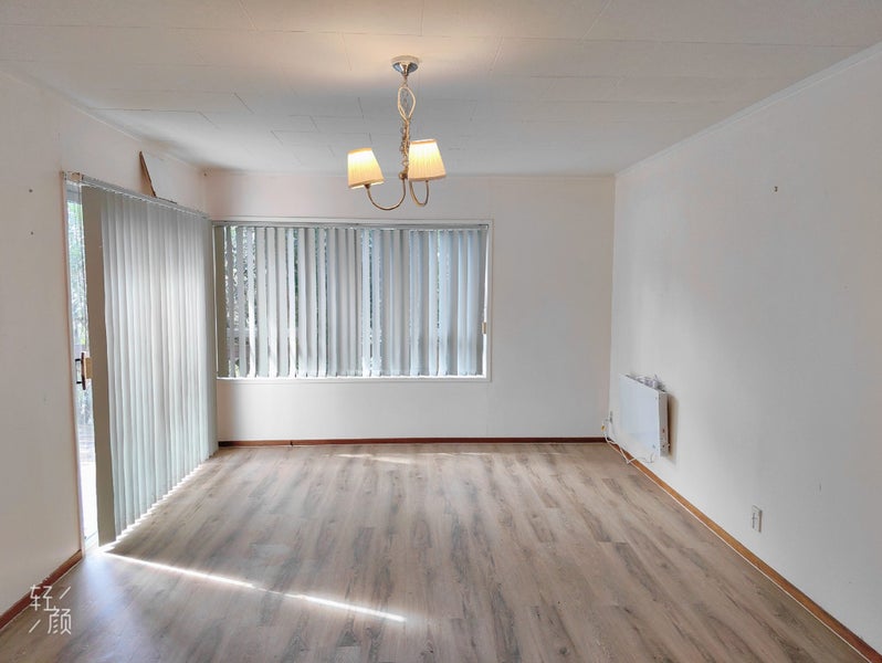 5 Eagleson Street, Northcross, Auckland - Carousel 1