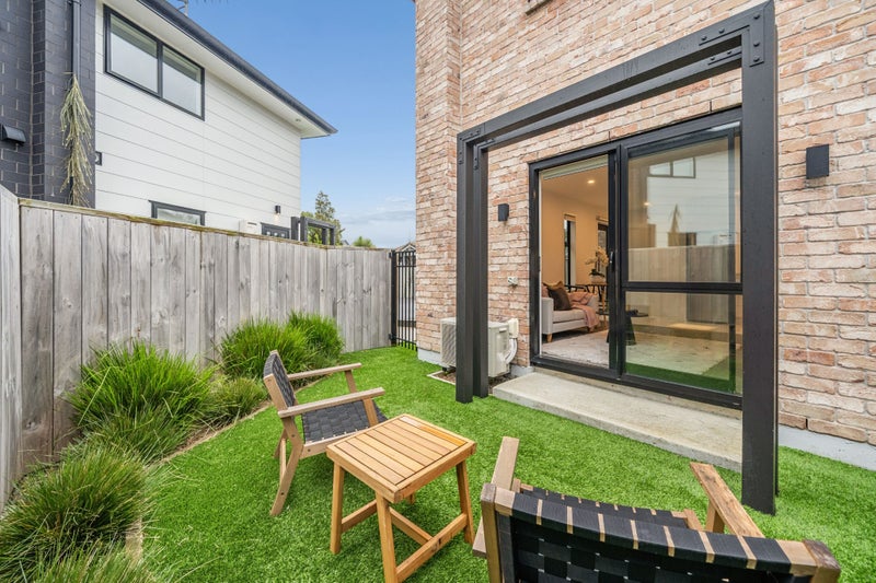 4/123 Cambridge Terrace, Fairfield, Lower Hutt - Carousel 1