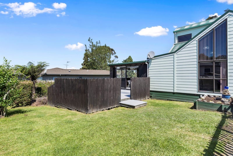 69 West Harbour Drive, West Harbour, Auckland - Carousel 2