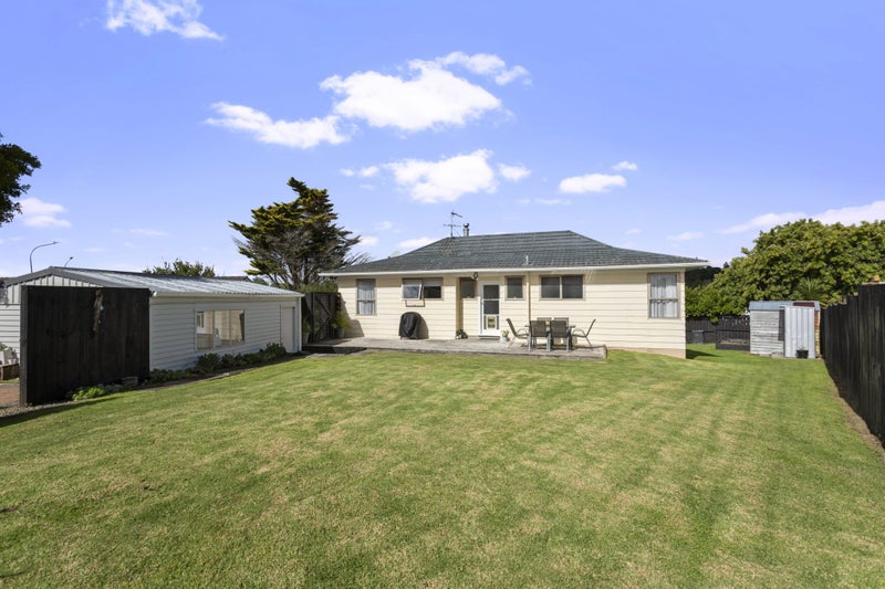 79 Solar Road, Glen Eden, Auckland - Carousel 2