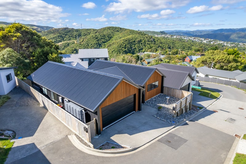 4 Richard Sadleir Way, Lower Hutt, Wellington - Carousel 2