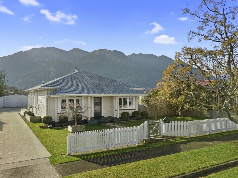 2 Islington Street, Te Aroha, Te Aroha - Carousel 1