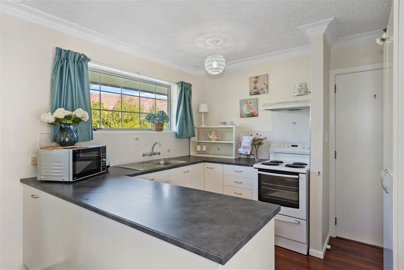 2/16 Rawlings Lane, Somerfield, Christchurch - Carousel 2