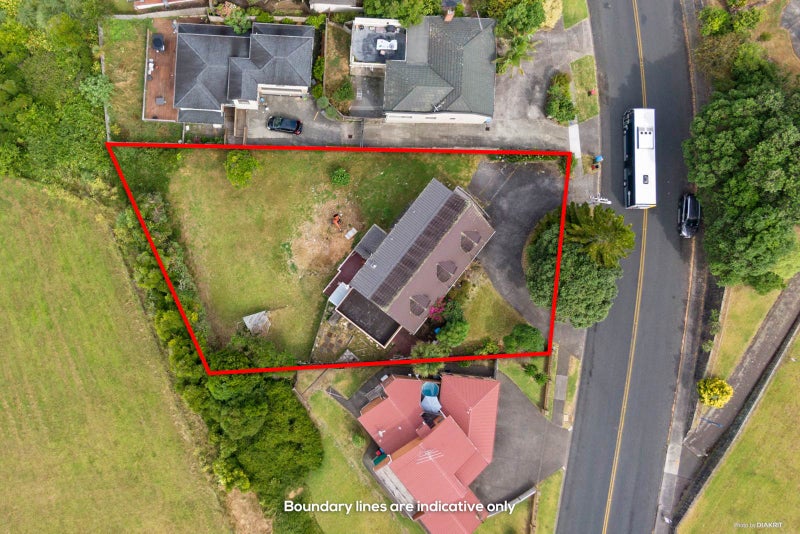 47 Herd Road, Hillsborough, Auckland - Carousel 2