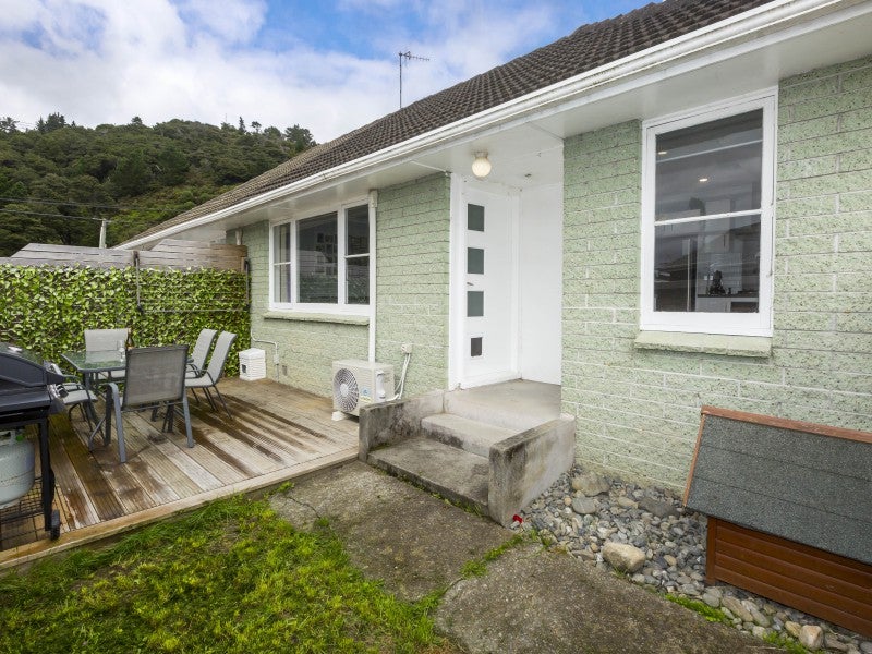 2/15 LANE Street, Wallaceville, Upper Hutt - Carousel 18