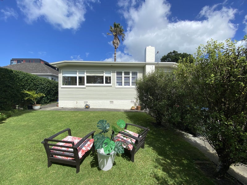 119 Point Chevalier Road, Point Chevalier, Auckland - Carousel 2