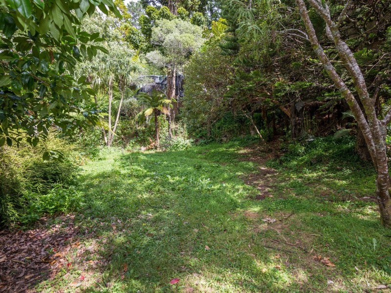 30 Wyndham Road, Pinehaven, Upper Hutt - Carousel 2