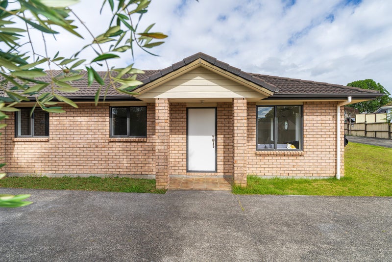 14 Cade Place, Weymouth, Auckland - Carousel 1