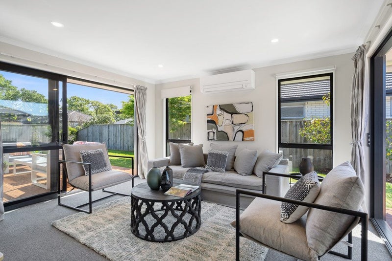 34 Malone CRES, Tasman - Carousel 2