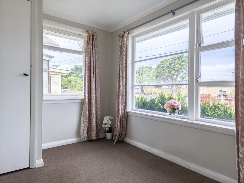 21 Miro Street, Miramar, Wellington - Carousel 2