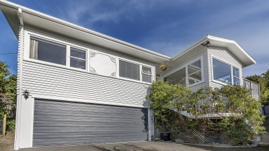 44 Heke Street, Ngaio, Wellington - Carousel 1