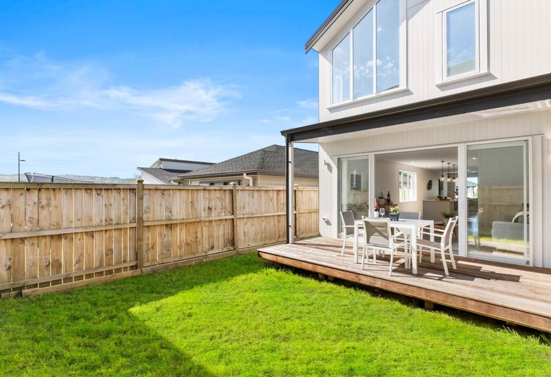 5 Tiaki Lane, Karaka, Papakura - Carousel 12