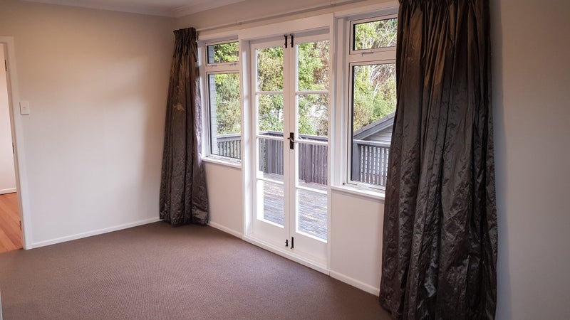 19 Iles Road, Lynmore, Rotorua - Carousel 1