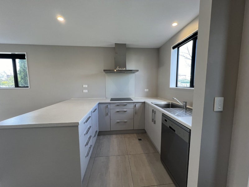411D Armagh Street, Linwood, Christchurch - Carousel 2
