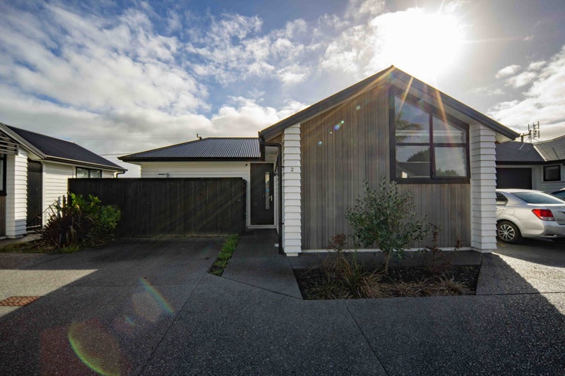 2/81 Storey Avenue, Forest Lake, Hamilton - Carousel 1