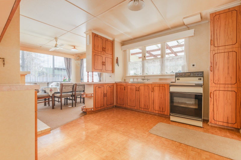 76 Mclean Street, Woodville - Carousel 2