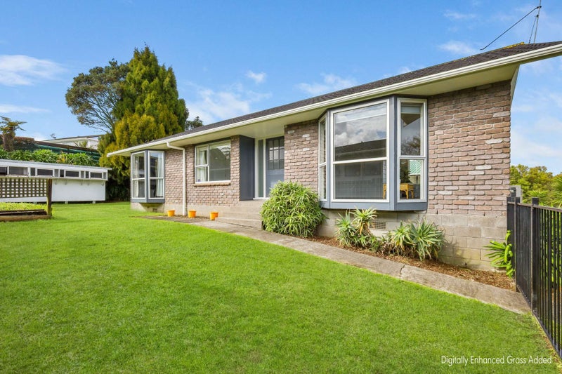 102 Heta Road, Highlands Park, New Plymouth - Carousel 2