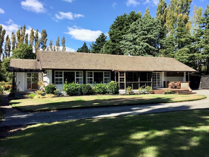 113 Hamptons Road, Christchurch - Carousel 2