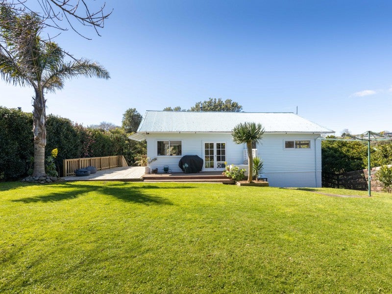 96 Bayly Road, Blagdon, New Plymouth - Carousel 26