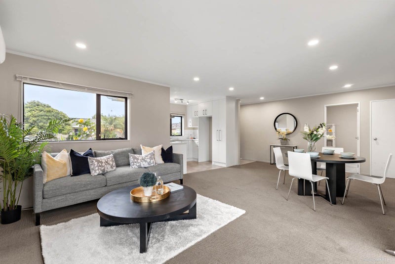 23 Langiola Drive, Favona, Auckland - Carousel 2