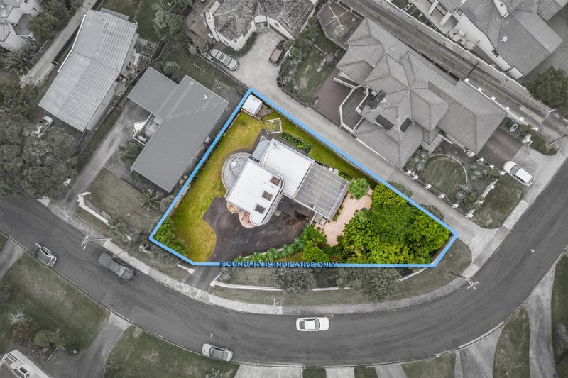 2/21 Eastcliffe Road, Castor Bay, Auckland - Carousel 2