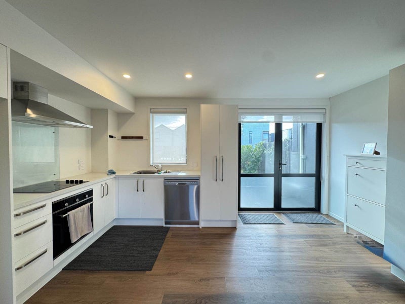 39 Cessna Crescent, Mangere, Auckland - Carousel 1