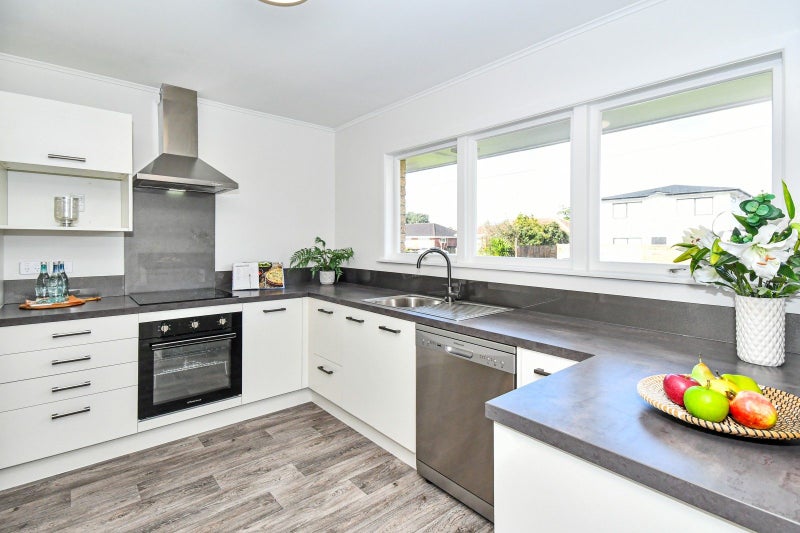 1/1 Sunnyside Crescent, Papatoetoe, Auckland - Carousel 2