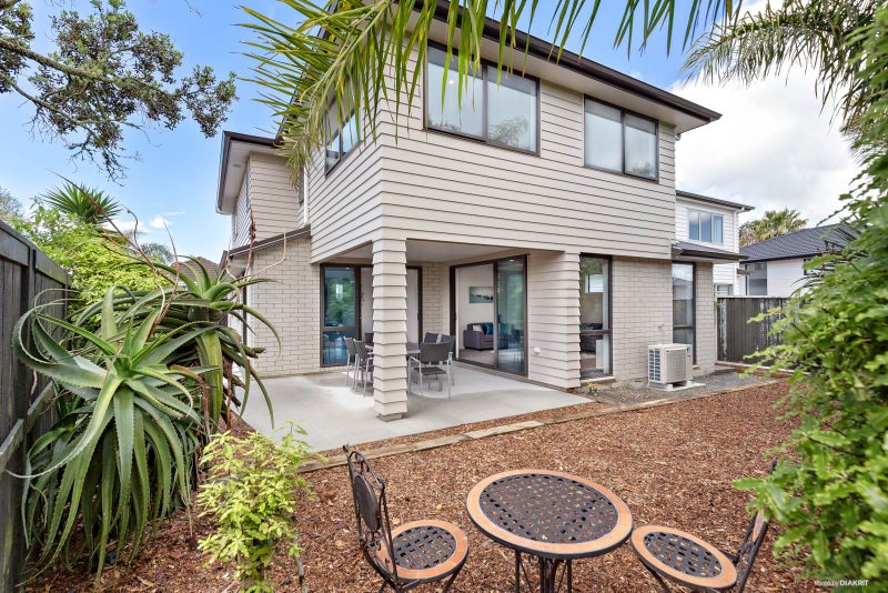 67A Neil Avenue, Te Atatu Peninsula, Auckland - Carousel 2