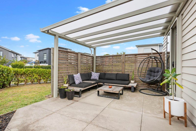 4 Briddock Way, Swanson, Auckland - Carousel 2