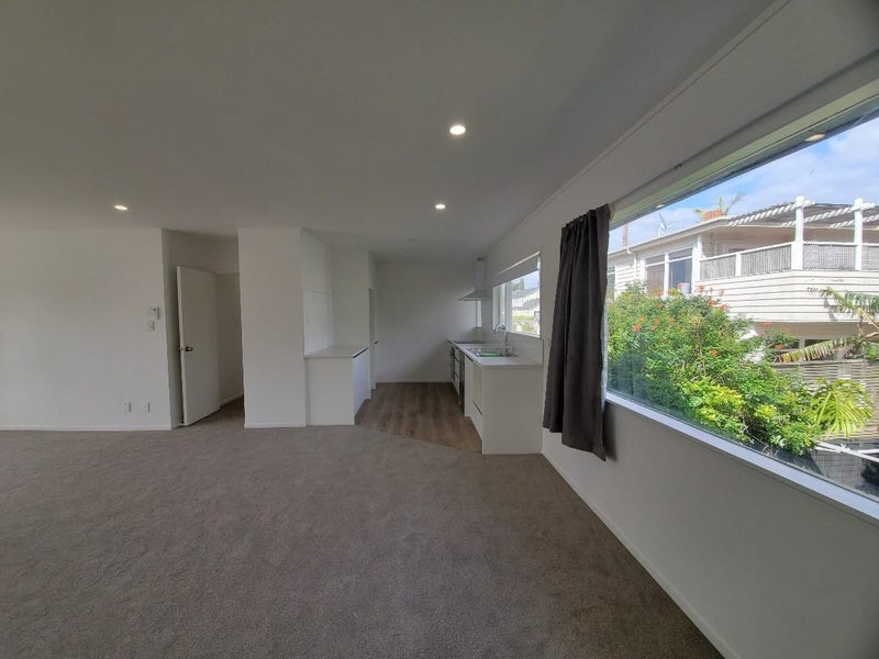 3/9 Campbell Road, Takapuna, Auckland - Carousel 2